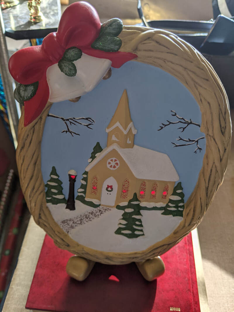 Christmas Chapel w/lights & ceramic stand