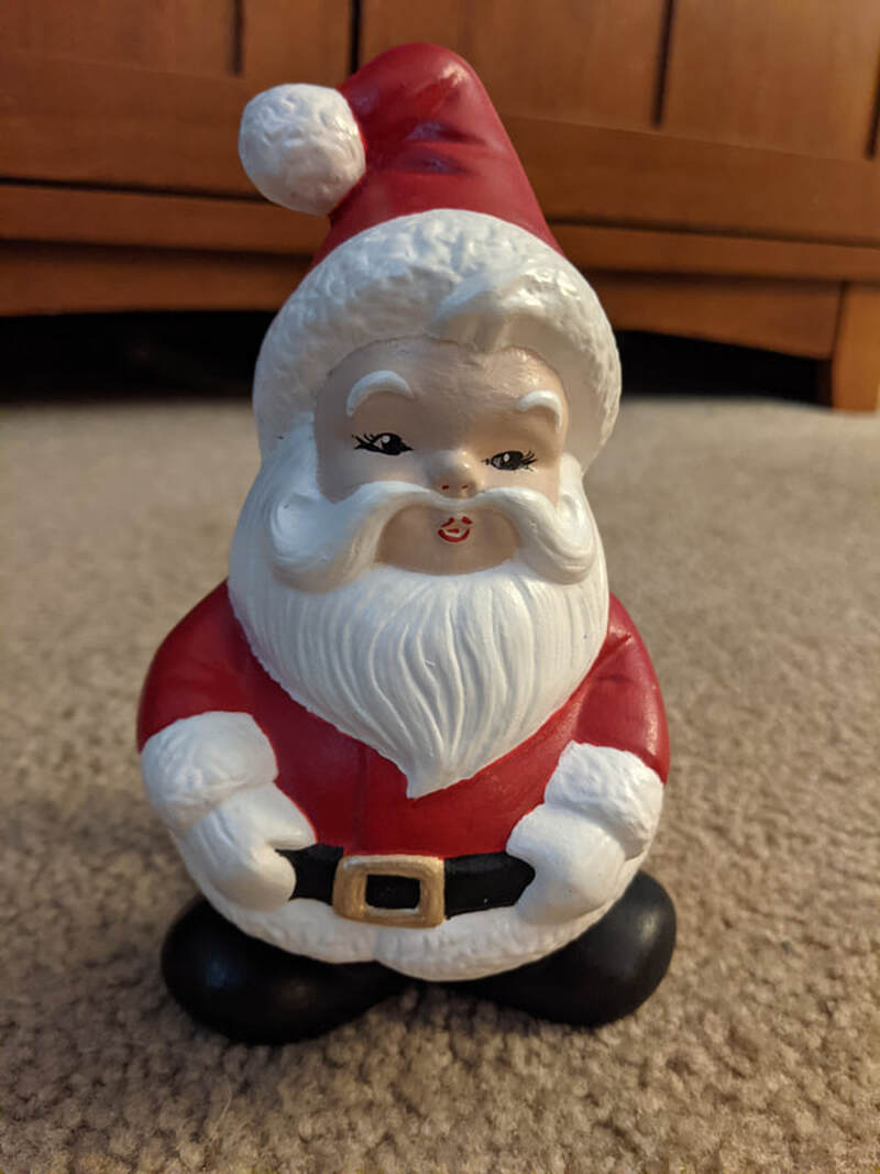 Santa napkin holder (photo 2 - straight on closeup) 